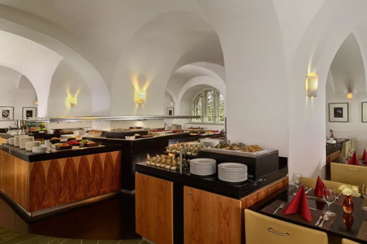 Drawing room buffet